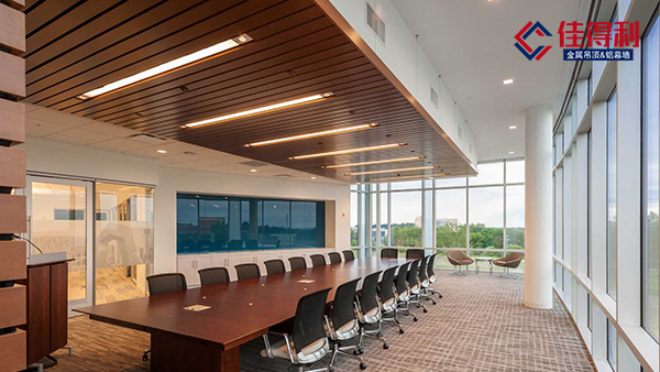 影響戶外加油站300鋁條扣板吊頂天花價格的因素