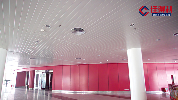 鋁條扣的表面處理是什么呢？