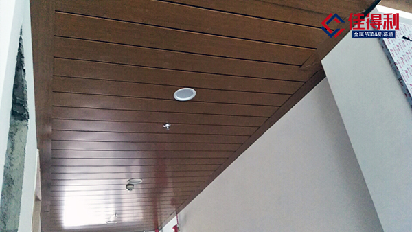 鋁條扣天花板價(jià)格-佳得利建材