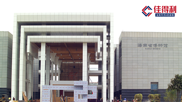 辦公室吊頂工程如何買(mǎi)到好的鋁礦棉復(fù)合板天花